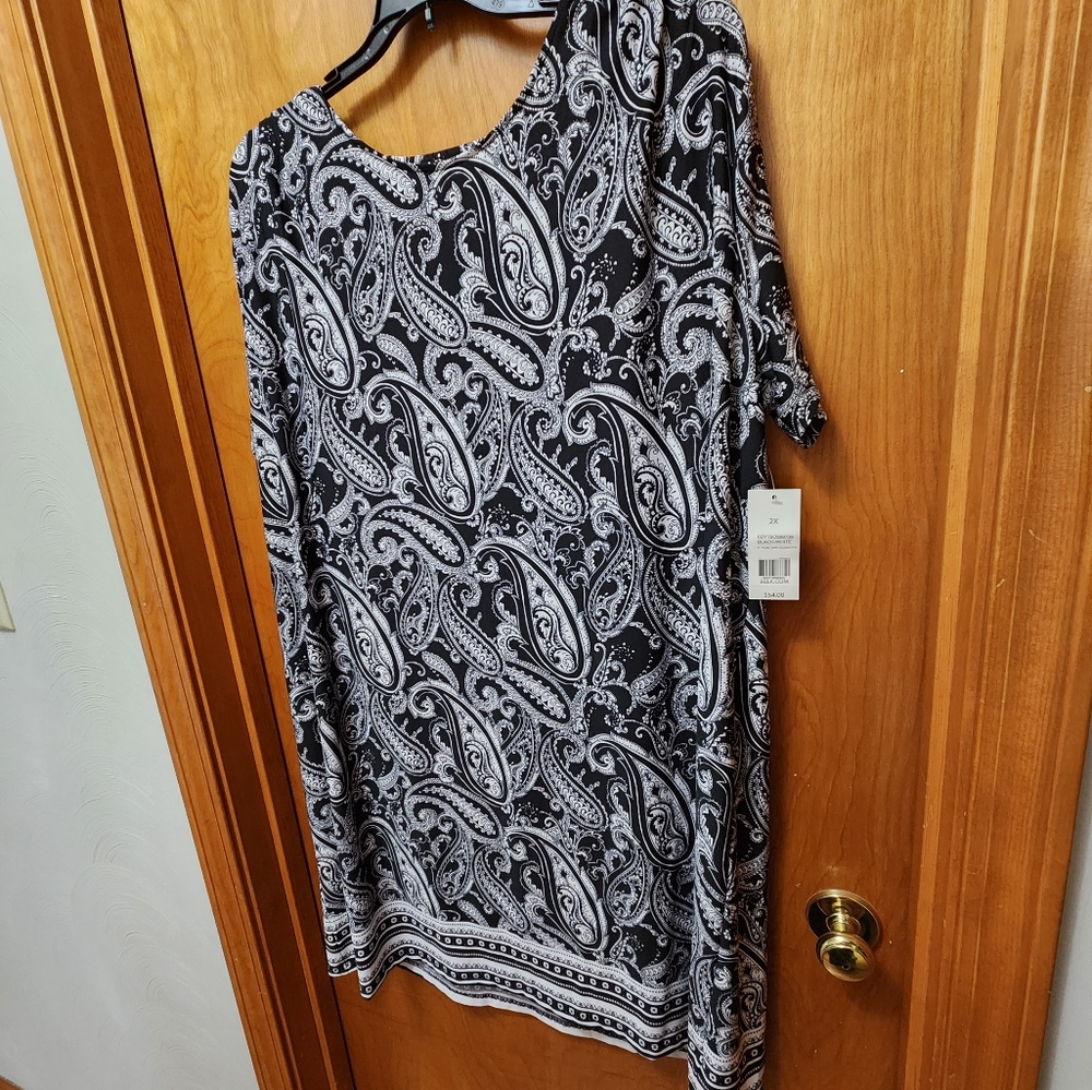 Kim Roger's Curvy Black and White Dress, 2XL
